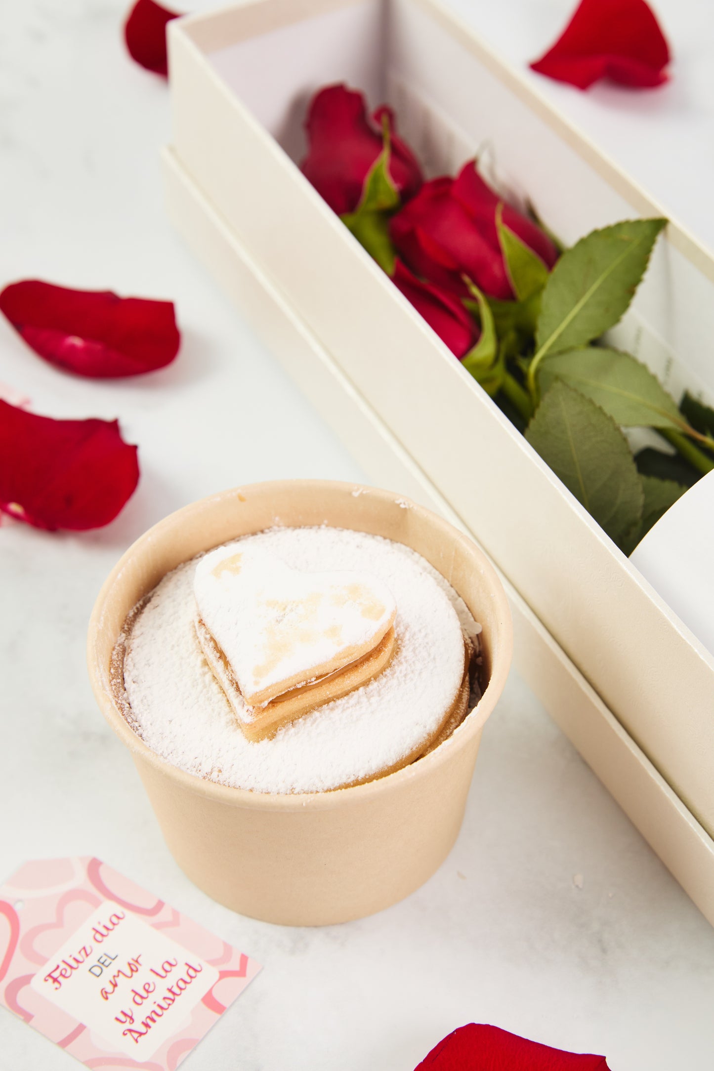 Pack 1 cuchareable con Caja 3 rosas